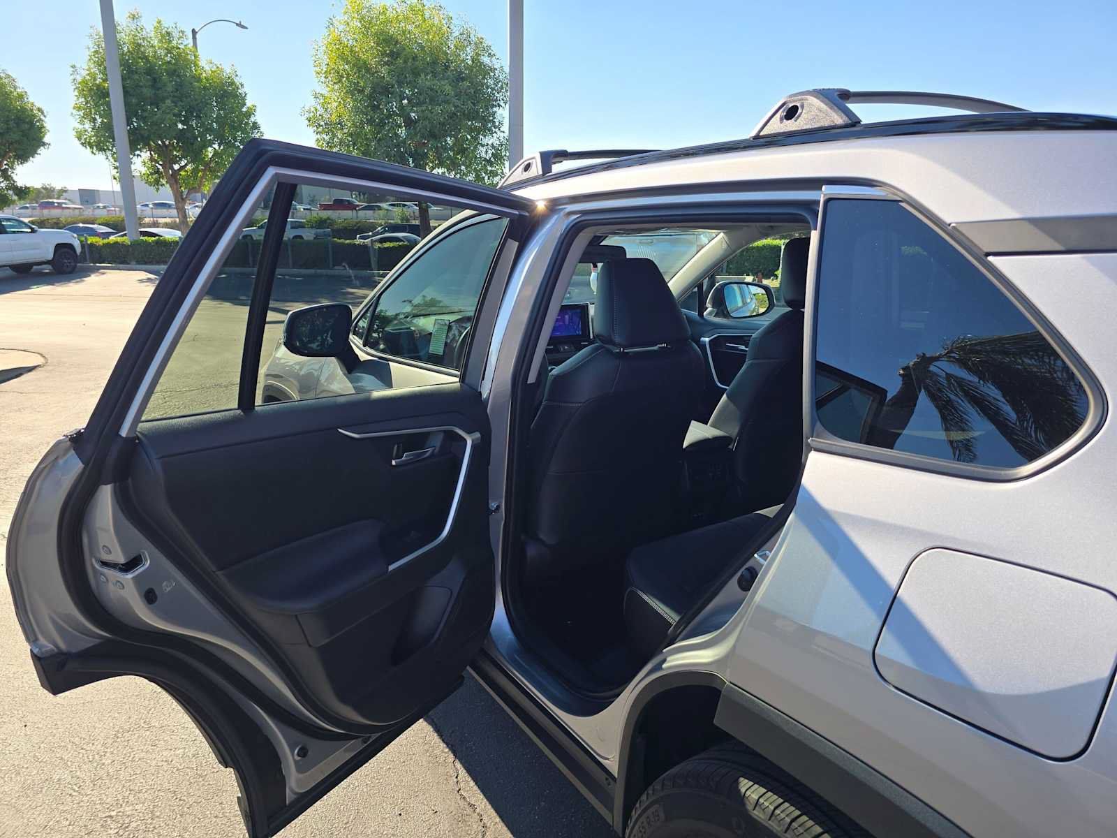 Certified 2024 Toyota RAV4 XLE Premium AWD/4WD image 15