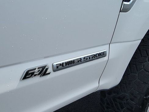 Used 2019 Ford F250 Platinum w/ Platinum Ultimate Package AWD/4WD image 33