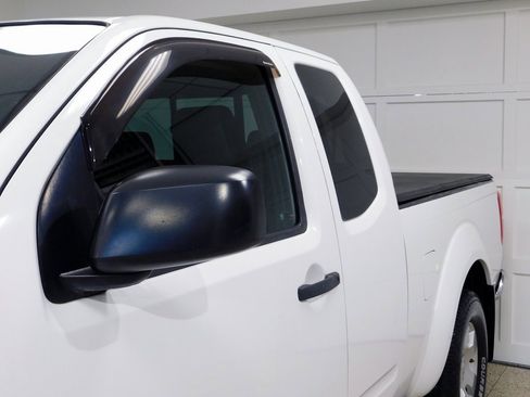 Used 2010 Suzuki Equator 2WD Extended Cab image 21