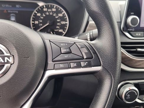 Used 2023 Nissan Altima 2.5 SV image 29