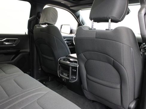 Used 2022 RAM 1500 Big Horn AWD/4WD image 22