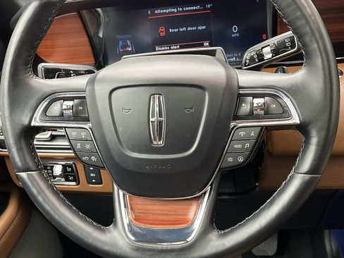 Used 2024 Lincoln Navigator L Reserve w/ Equipment Group 201A image 17