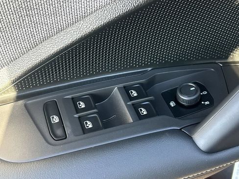Certified 2026 Volkswagen Tiguan S FWD image 18