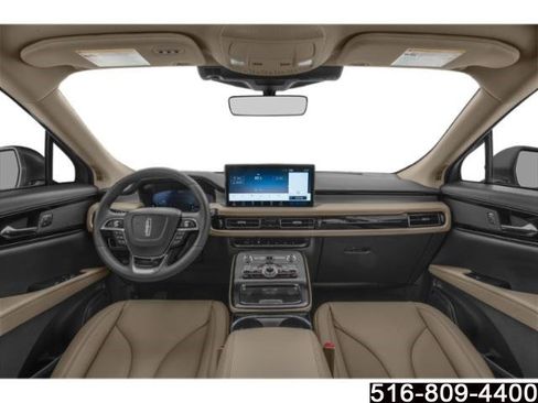 Used 2023 Lincoln Nautilus Reserve w/ Equipment Group 201A AWD/4WD image 9