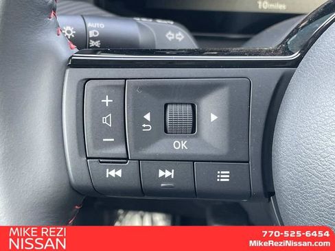New 2026 Nissan Kicks SR w/ SR Premium Package AWD/4WD image 15