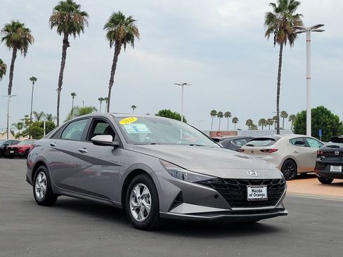 Used 2023 Hyundai Elantra SE w/ Cargo Package FWD image 31