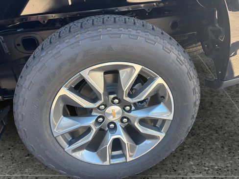 New 2026 Chevrolet Silverado 1500 LT AWD/4WD image 14