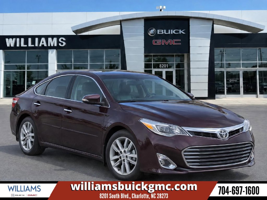 Used 2015 Toyota Avalon XLE Premium FWD image 1