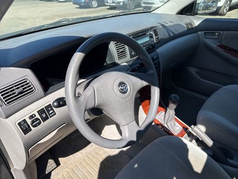 Used 2007 Toyota Corolla LE FWD image 25