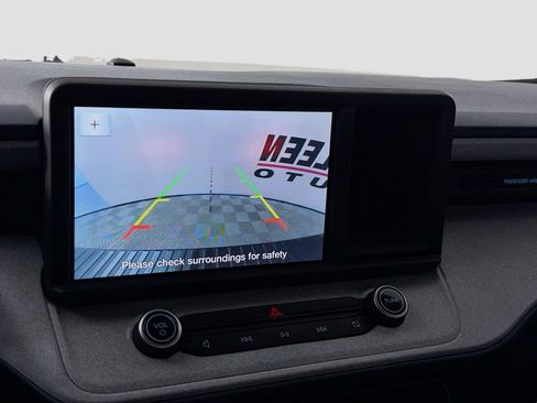 Used 2023 Ford Maverick XLT image 17