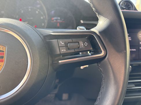 Used 2024 Porsche Macan Turbo image 20