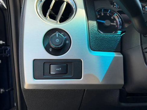 Used 2013 Ford F150 Platinum image 16