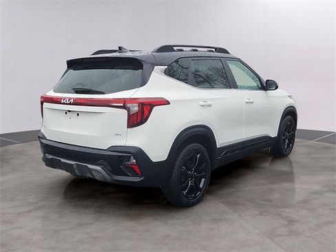 Certified 2024 Kia Seltos X-Line image 4