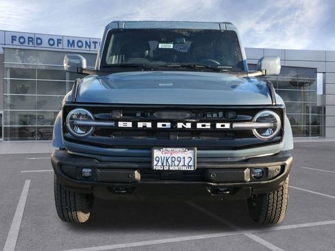 Used 2025 Ford Bronco Outer Banks image 8