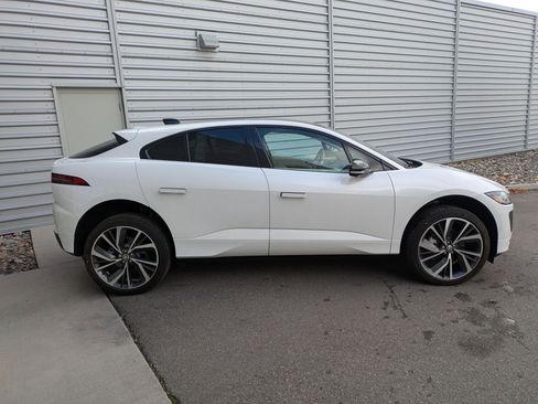 New 2024 Jaguar I-PACE R-Dynamic HSE image 6