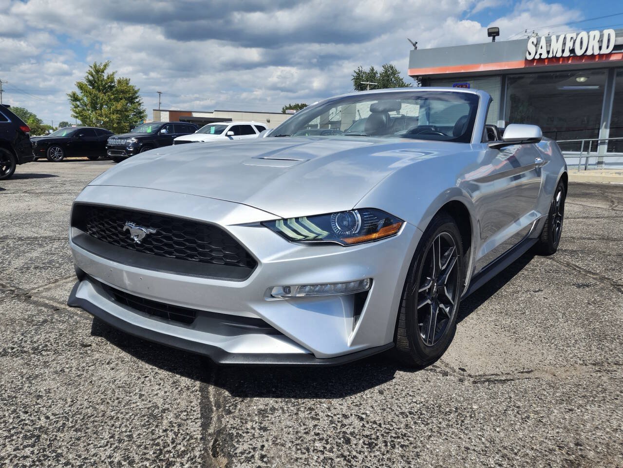 Used 2019 Ford Mustang Premium RWD image 1