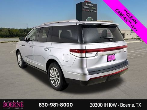Used 2024 Lincoln Navigator Premiere AWD/4WD image 5