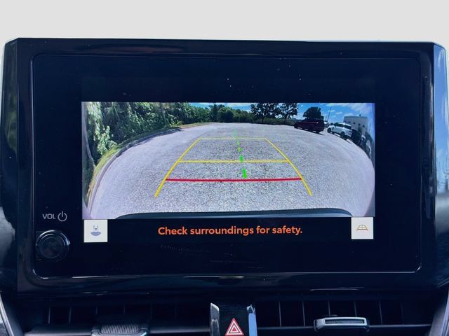 Used 2023 Toyota Corolla Cross XLE FWD image 30