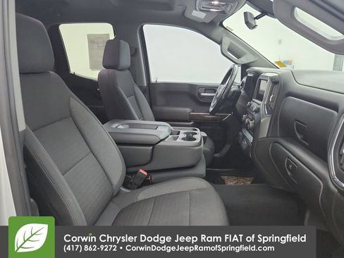 Used 2020 Chevrolet Silverado 1500 LT w/ Texas Edition AWD/4WD image 30