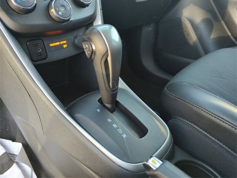 Used 2022 Chevrolet Trax LT w/ Sport Edition image 31