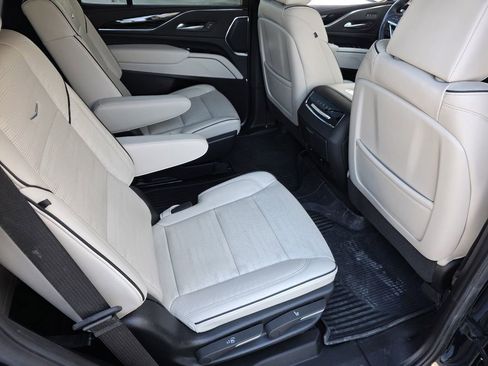 Used 2024 Cadillac Escalade Sport w/ Touring Package image 29