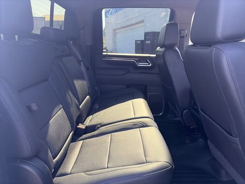 Used 2025 Chevrolet Silverado 2500 LT w/ Z71 Chrome Sport Edition AWD/4WD image 30