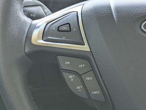 Used 2023 Ford Edge SEL w/ Convenience Package AWD/4WD image 22