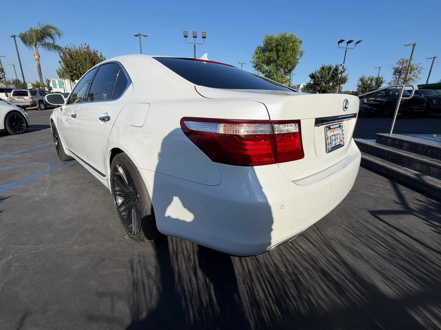 Used 2007 Lexus LS 460 RWD image 8
