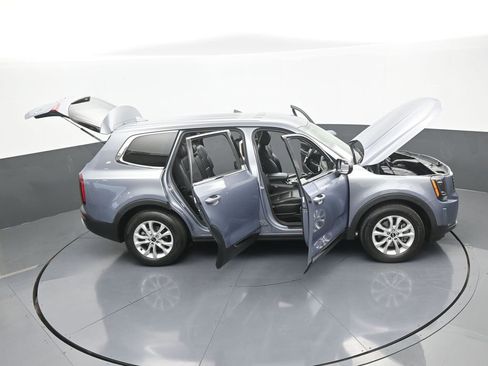 Used 2021 Kia Telluride LX image 70