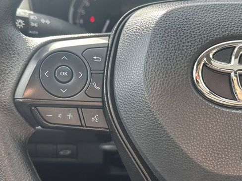 Used 2023 Toyota RAV4 XLE image 21