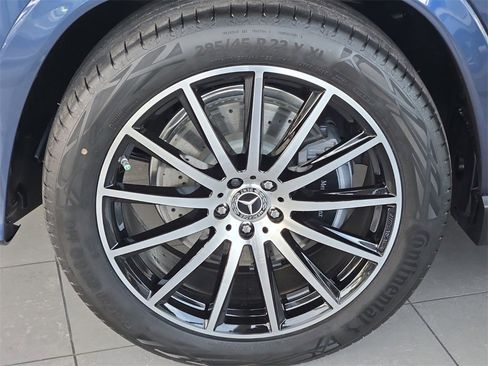 New 2026 Mercedes-Benz GLS 580 4MATIC image 8