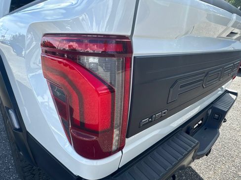 Used 2024 Ford F150 Raptor AWD/4WD image 14