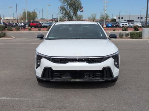 Certified 2025 Kia K4 GT-Line image 8