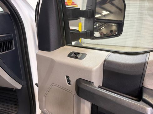 Used 2022 Ford F450 XL w/ Power Equipment Group image 44