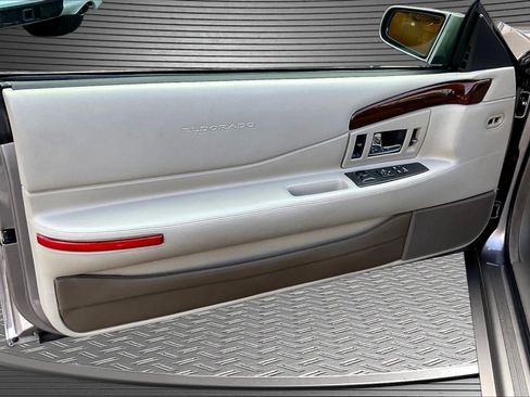 Used 1996 Cadillac Eldorado FWD image 18