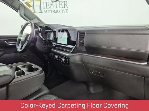 Certified 2025 GMC Sierra 1500 SLT AWD/4WD image 38