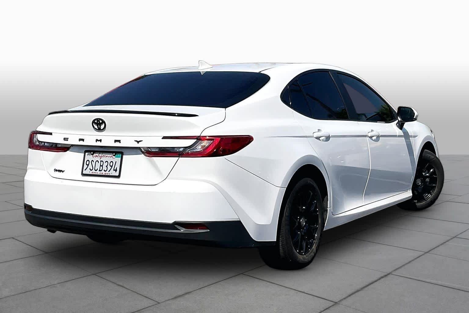 Used 2025 Toyota Camry LE FWD image 12