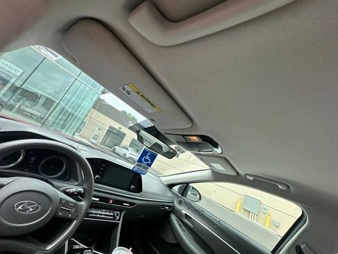 Used 2020 Hyundai Sonata SE FWD image 8