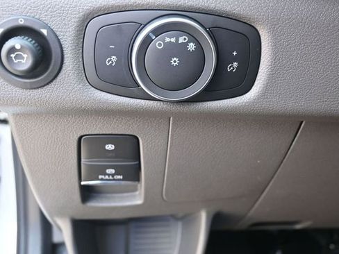 New 2025 Ford Transit 250 148 Medium Roof image 13