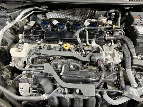 Used 2024 Toyota Corolla SE w/ SE Premium Package FWD image 29
