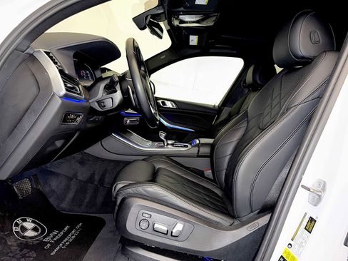 Certified 2023 BMW X5 xDrive40i w/ Premium Package image 9