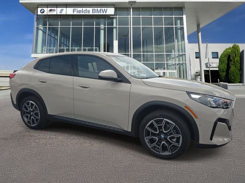 Used 2026 BMW X2 xDrive28i AWD/4WD image 1