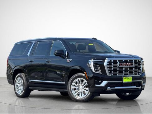 Used 2025 GMC Yukon XL Denali image 2