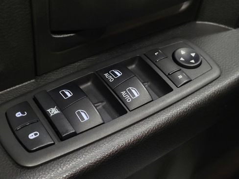 Used 2019 RAM 1500 Express image 27