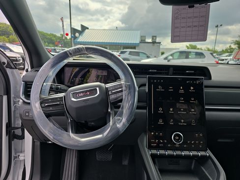 New 2027 GMC Terrain AT4 w/ Convenience Package III AWD/4WD image 15