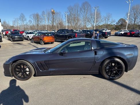 Used 2013 Chevrolet Corvette Grand Sport w/ 2LT Preferred Equipment Group RWD image 2