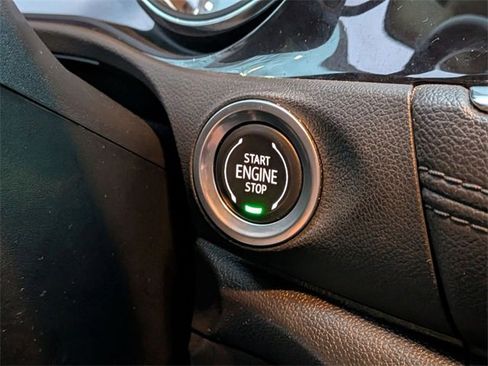 Used 2021 Buick Encore GX Preferred image 21