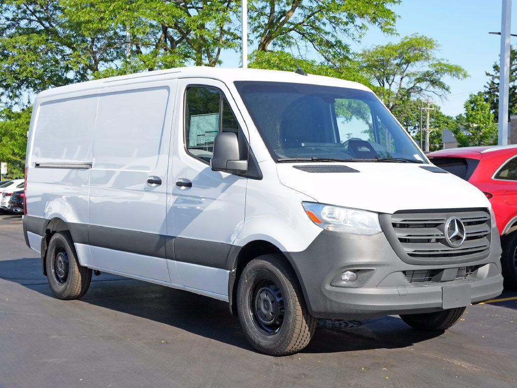 Used 2026 Mercedes-Benz Sprinter 2500 image 1
