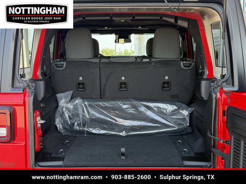 Used 2024 Jeep Wrangler Sport S image 23