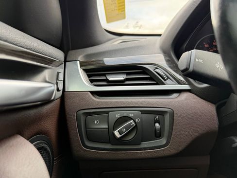 Used 2018 BMW X1 sDrive28i image 12